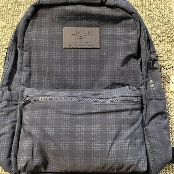 ALOHA Collection Navy Travel Backpack - NWT
Color: Palaka Keep it light Navy - Picture 2 of 6